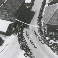 Is.55.b5ds.01 vanaf kerktoren Dorpsstraat in M.0883