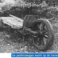 21. De turfkruiwagen of 'kruige'